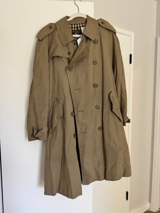 Burberry Other - Vintage Burberrys of London Men's Trench Coat Made in England Nova Check Khaki